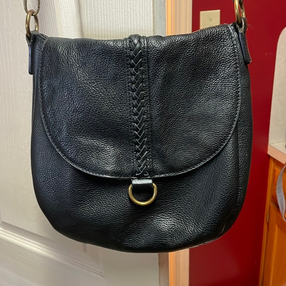 Lucky crossbody